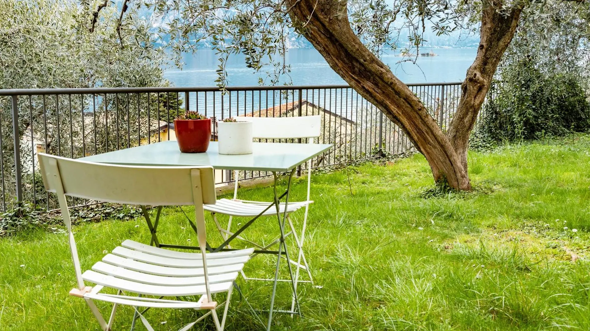 Ca De L'Angelon -- Vittoria House Villa Brenzone sul Garda